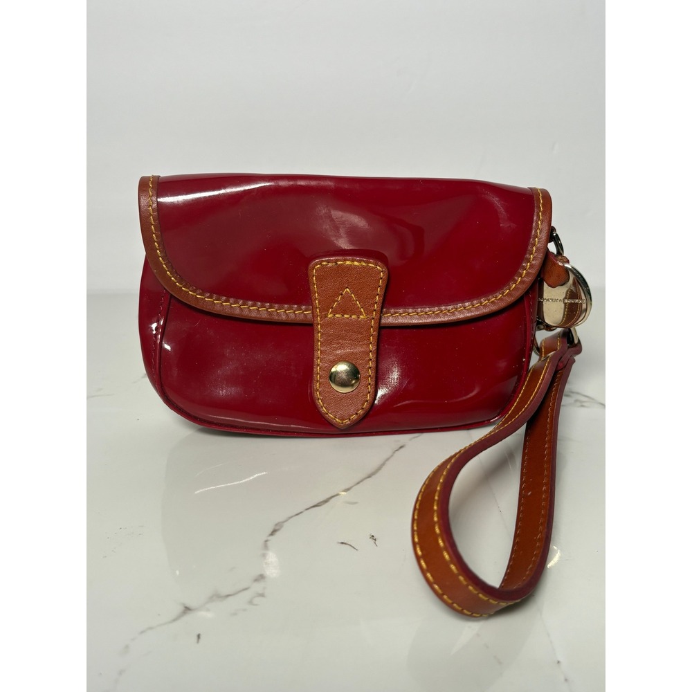 Dooney‎ & Bourke Red Patent Leather Wristlet Tan Trim Duck Charm Clutch Bag